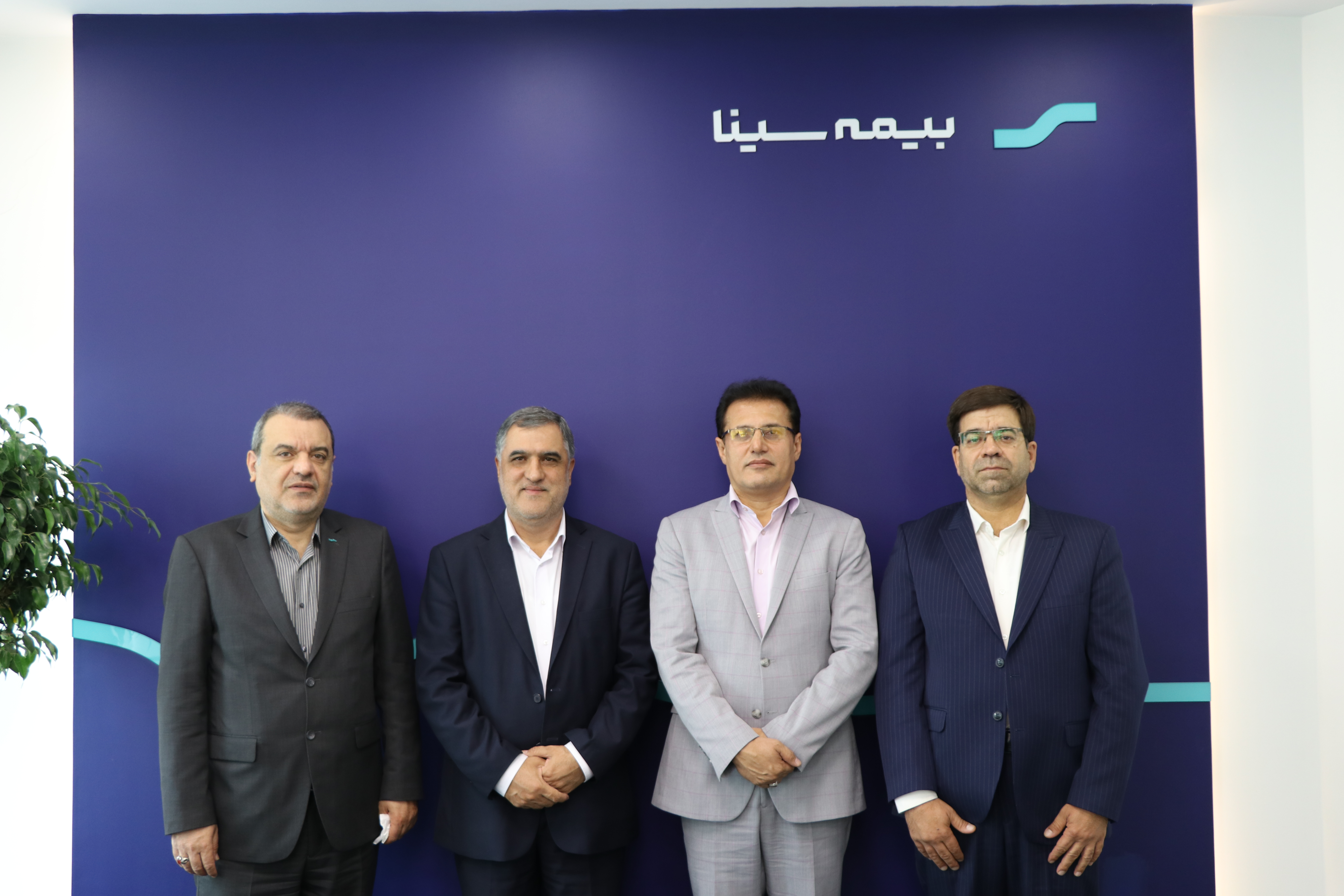 دیدار دبیرکل سندیکا با مدیران عامل شرکتهای بیمه دی و سینا