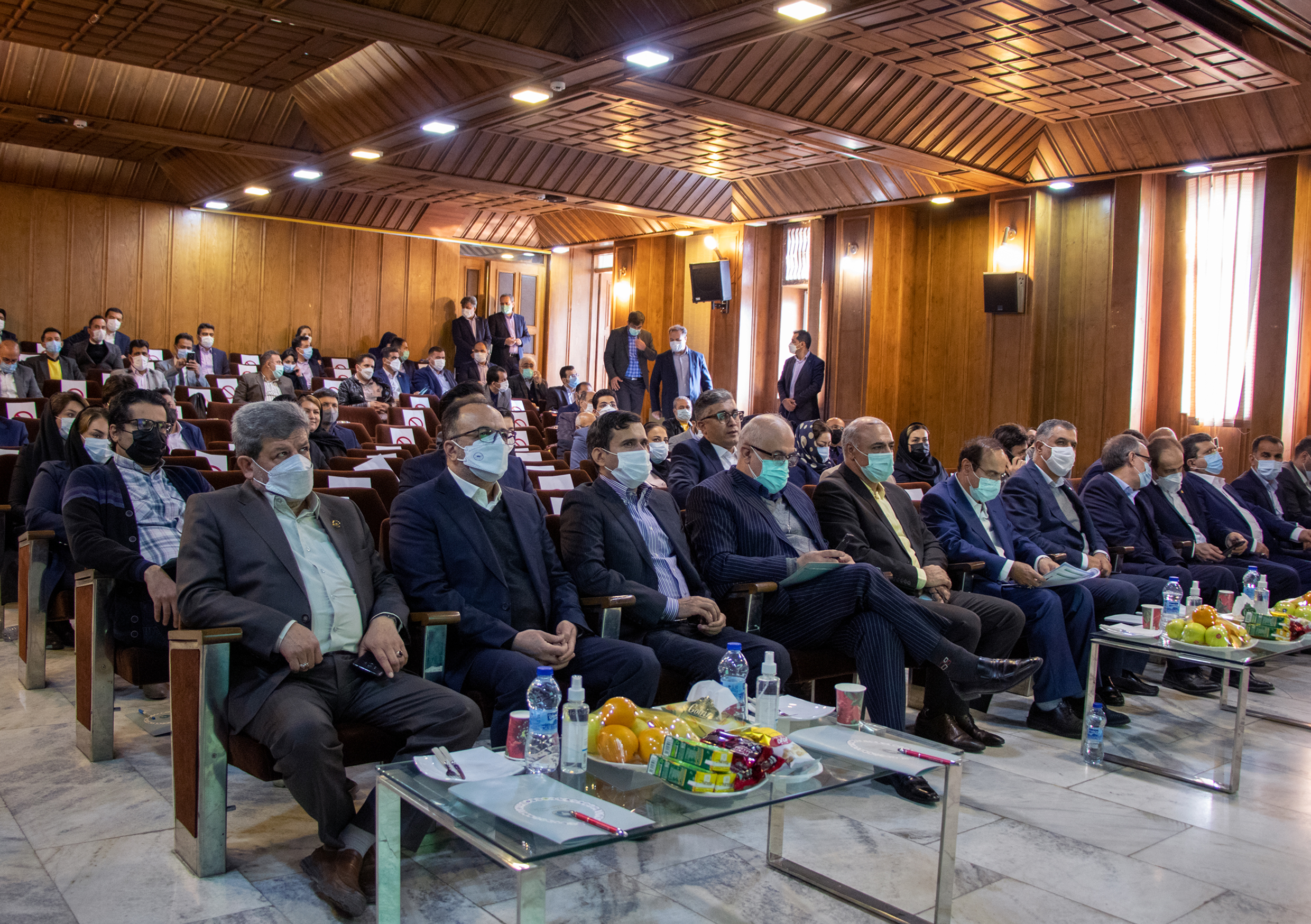 بازدید مدیران ارشد صنعت بیمه از شعبه بیمه کارآفرین در استان آذربایجان غربی و همایش برترین های شبکه فروش