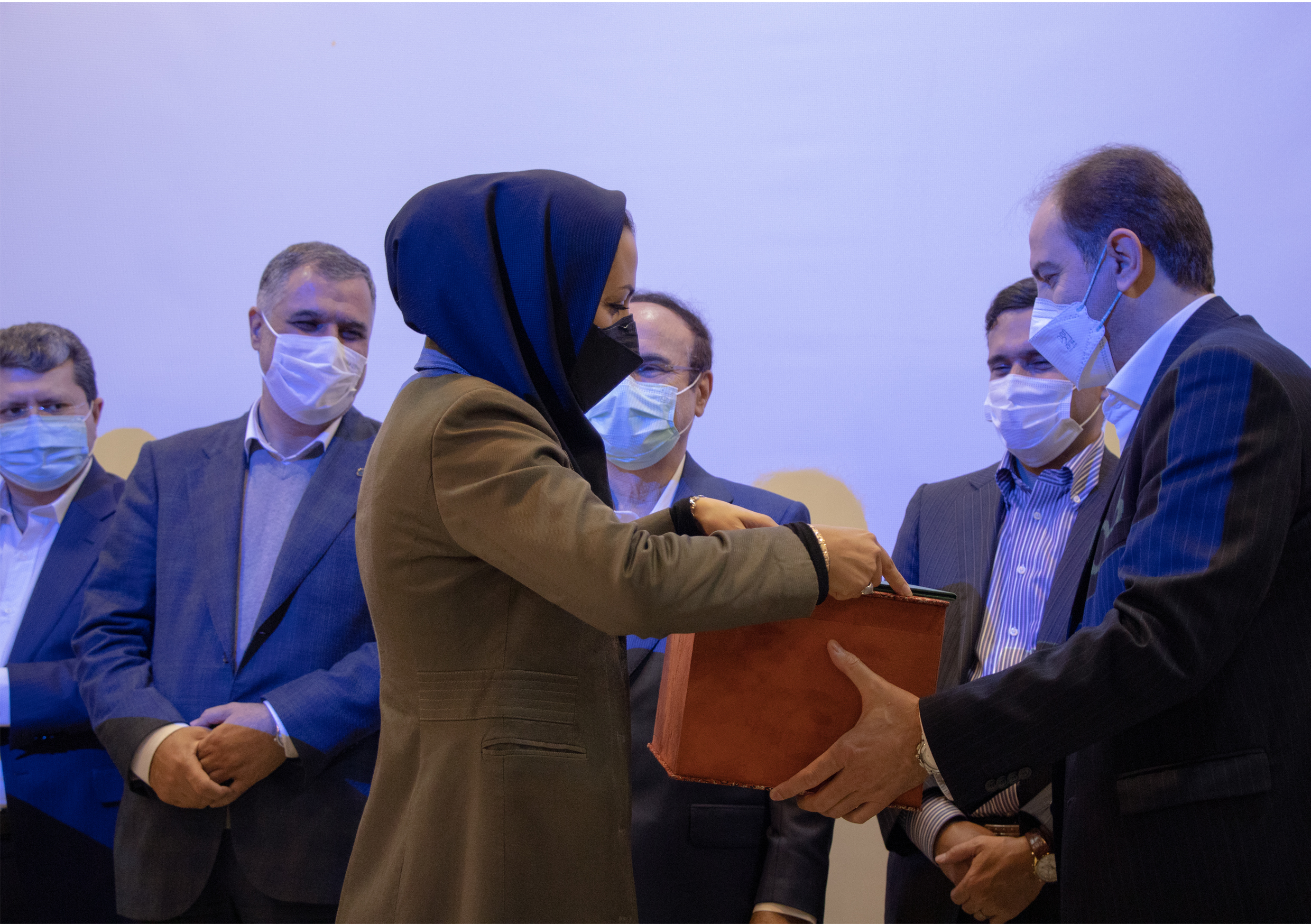 بازدید مدیران ارشد صنعت بیمه از شعبه بیمه کارآفرین در استان آذربایجان غربی و همایش برترین های شبکه فروش