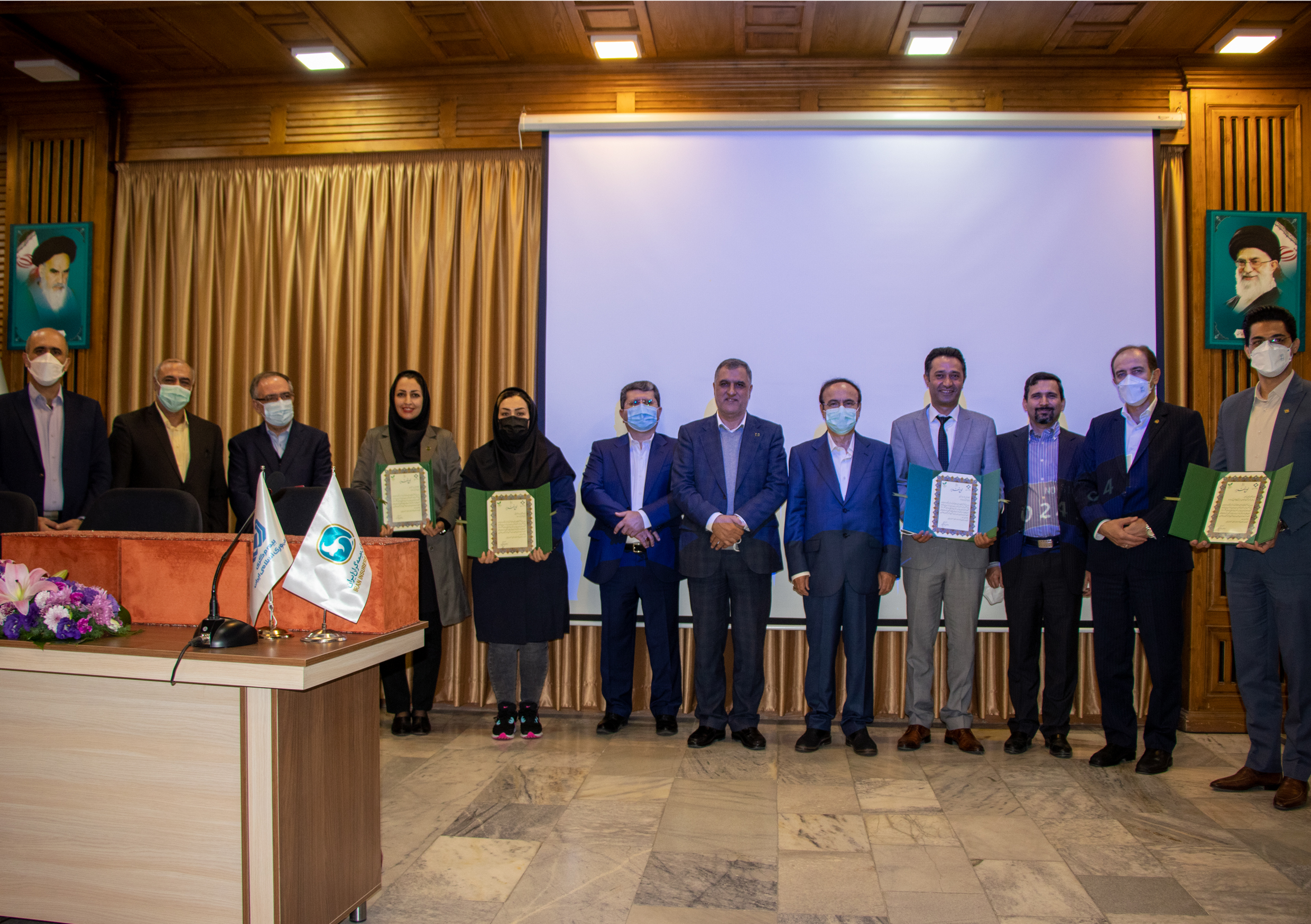 بازدید مدیران ارشد صنعت بیمه از شعبه بیمه کارآفرین در استان آذربایجان غربی و همایش برترین های شبکه فروش